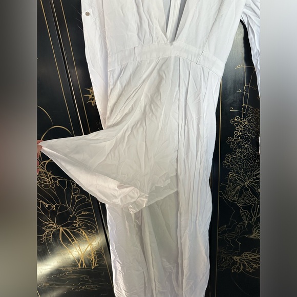 White romper - Picture 3 of 3